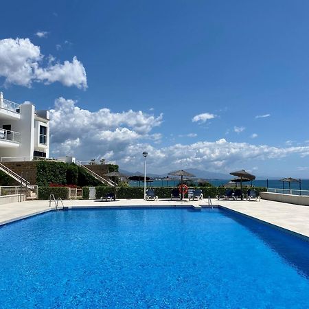 Sunshine Beach Front Complex, Wifi, Modern Casares Exterior foto