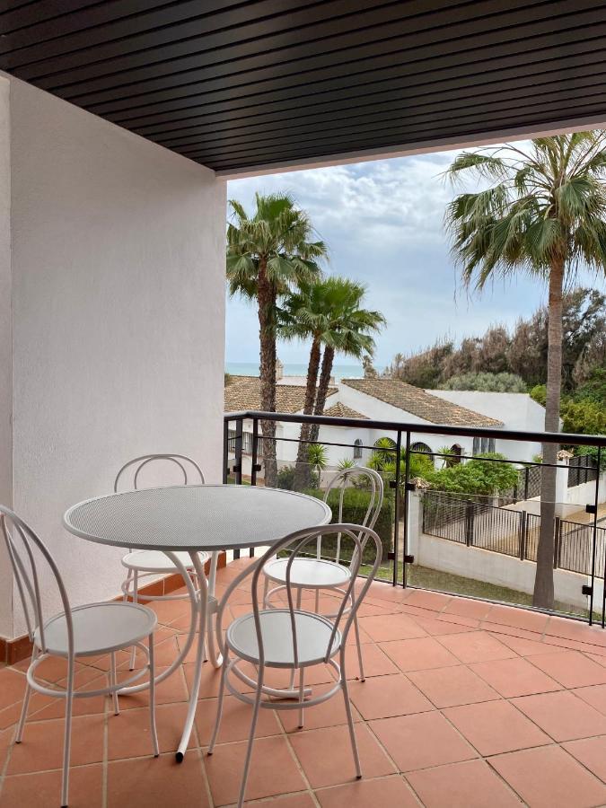 Sunshine Beach Front Complex, Wifi, Modern Casares Exterior foto